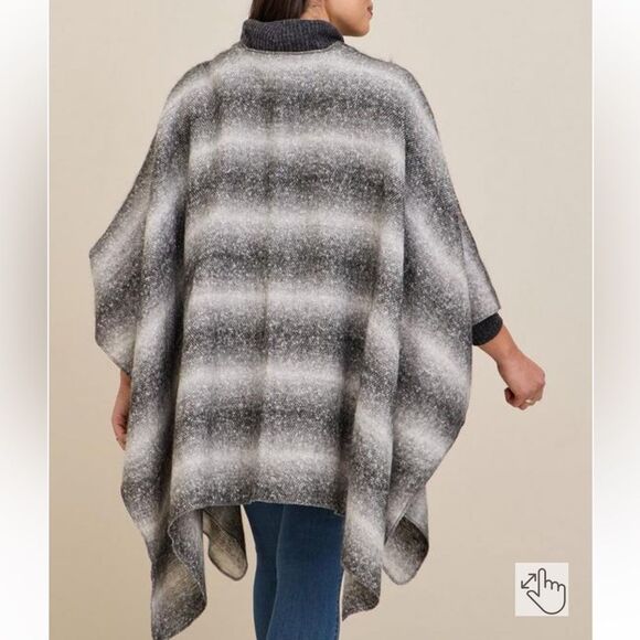 Torrid - Ombre Ruana - Picture 3 of 5